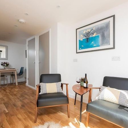 The Studio, Rosebud. 5 Minutes Walk To Beach. Uny Lelant Extérieur photo